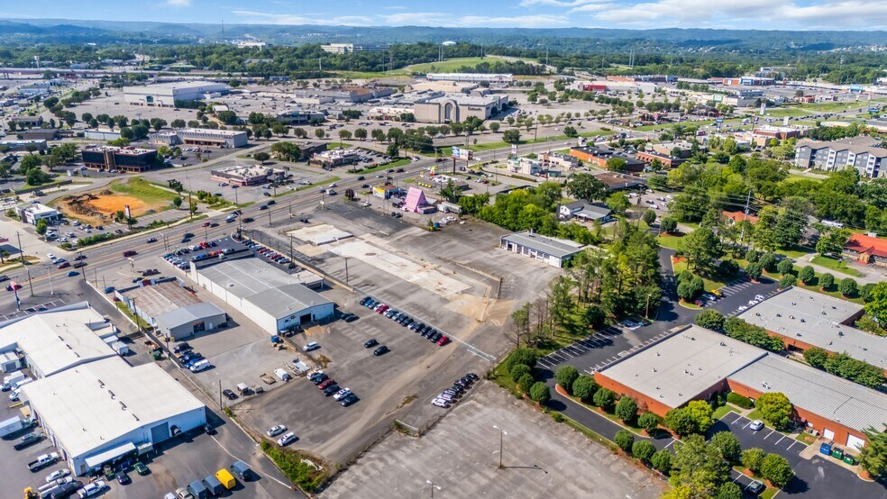 More Photos Of 104-176 Cude Ln, Madison Medical For Lease