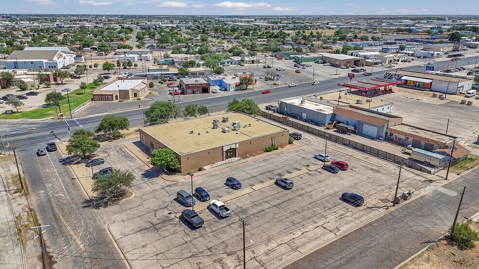 More Photos Of 2402 W Wall St, Midland Medical For Sale