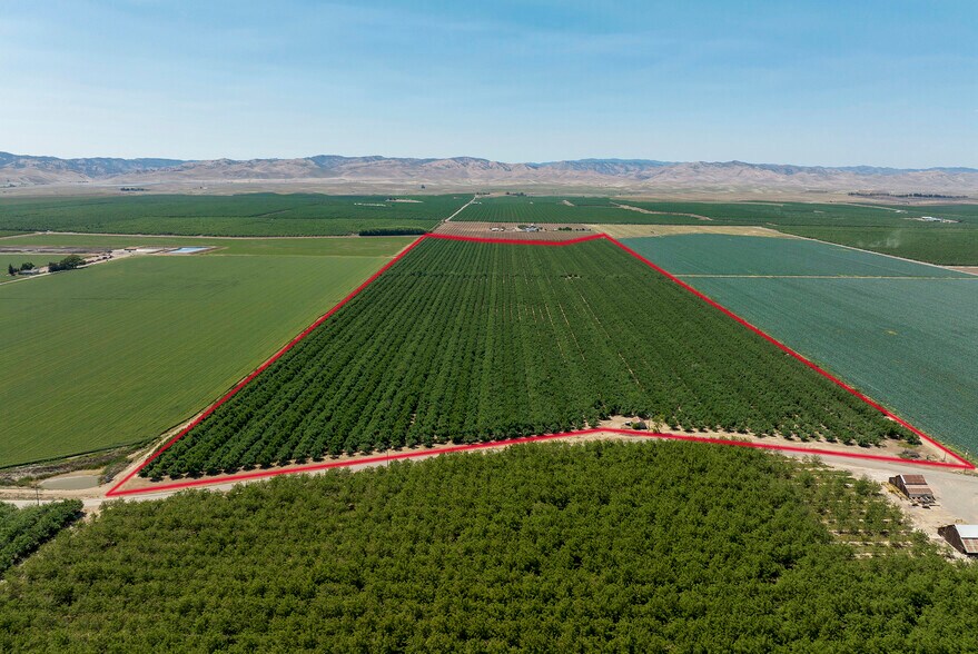 Primary Photo Of Draper Rd, Newman Land For Sale