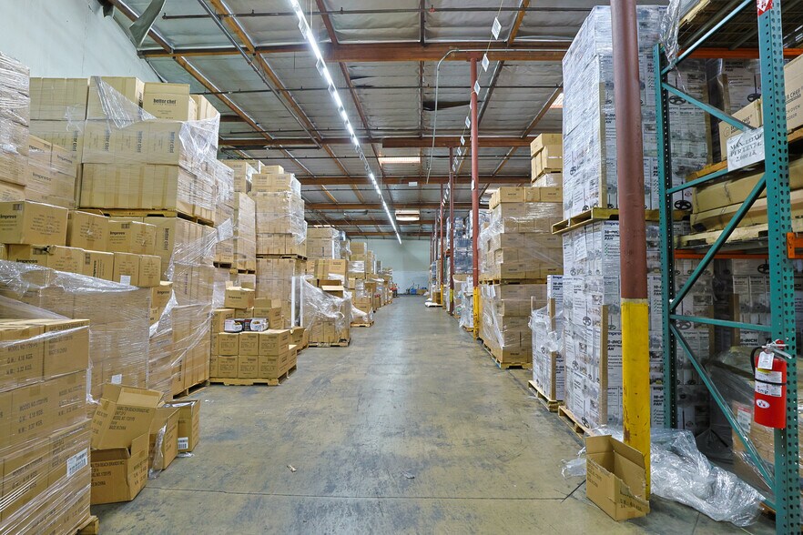 More Photos Of 3030 Vernon Ave, Vernon Manufacturing For Lease