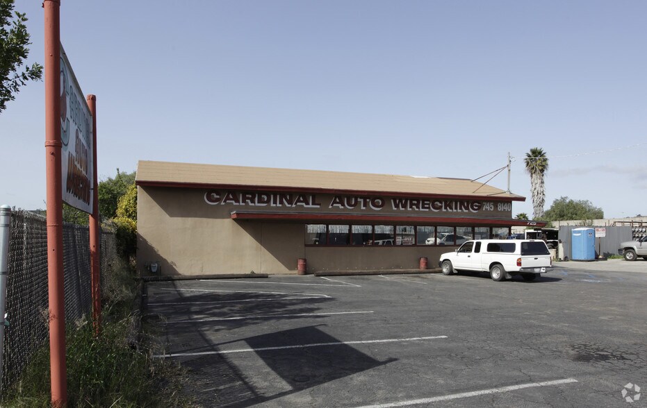 More Photos Of 725 Rock Springs Rd, Escondido Contractor Storage Yard For Sale