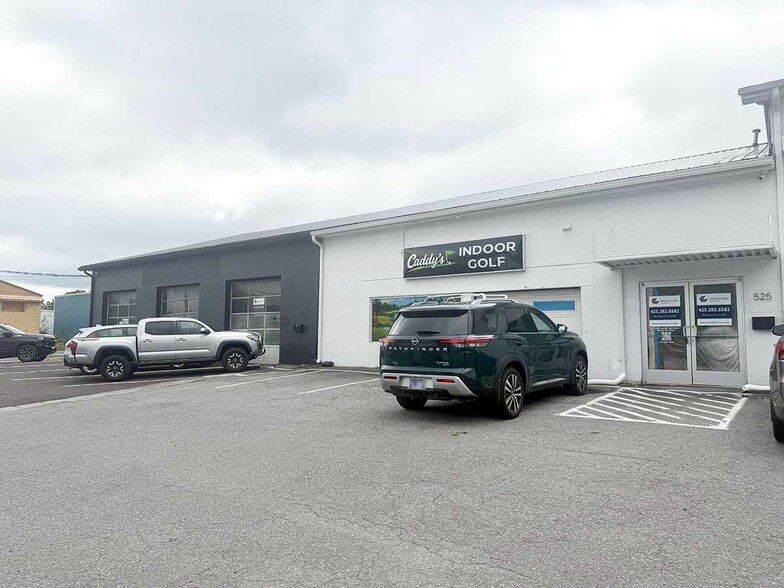 Primary Photo Of 525 W Market St, Johnson City Flex For Lease