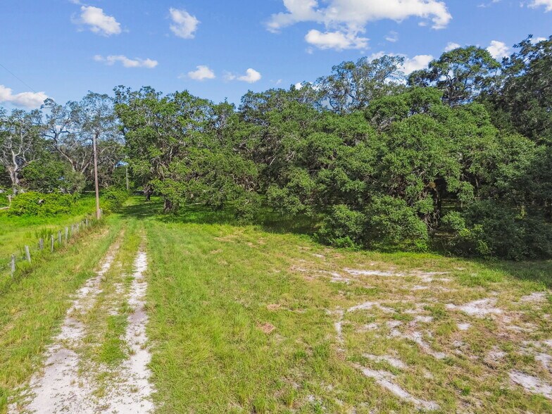 More Photos Of 16350 US-41, Spring Hill Land For Sale