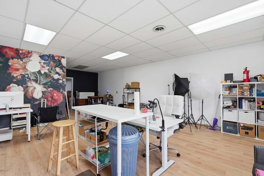 More Photos Of 23589-23593 Van Born Rd, Taylor Freestanding For Sale