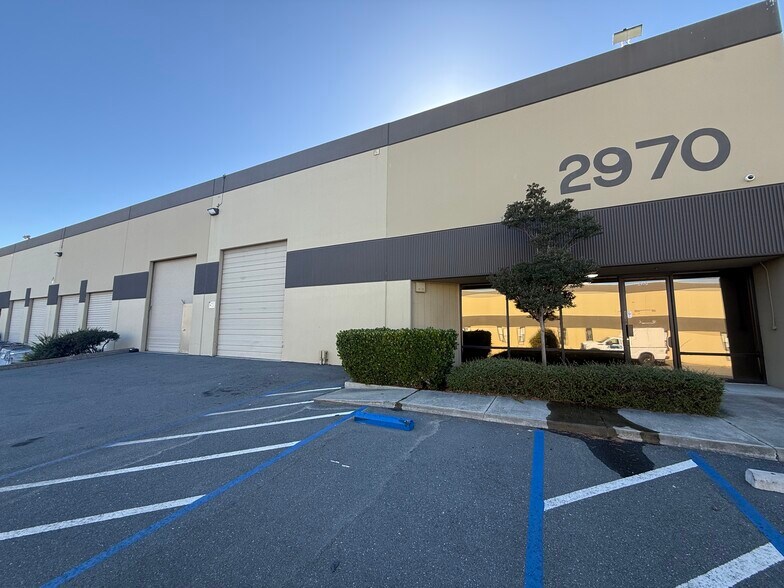 More Photos Of 2970 Bay Vista Ct, Benicia Manufacturing For Lease