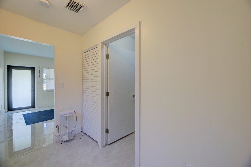 More Photos Of 742 NW 70th St, Miami Apartments For Sale