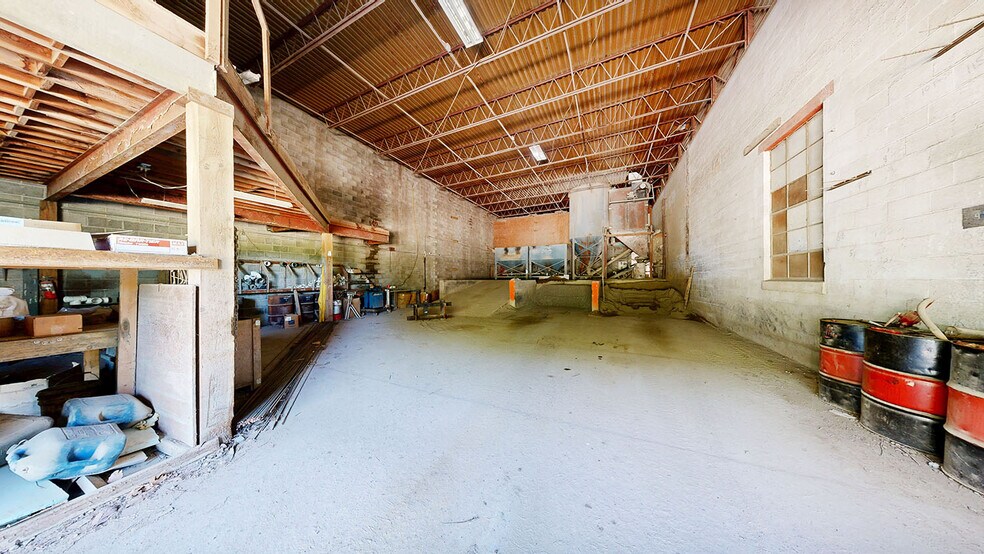 More Photos Of 356 Tuckie Rd, North Windham Industrial For Sale