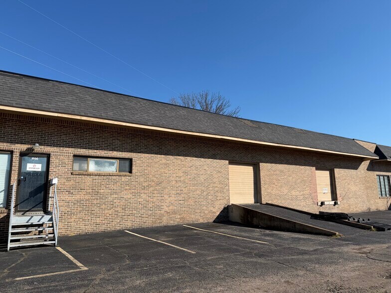 Primary Photo Of 1676-1710 Barcrest Dr, Memphis Distribution For Lease