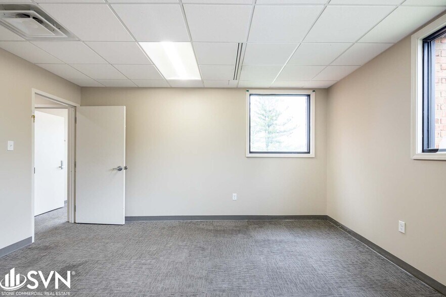 3174 Custer Dr, Lexington, KY 40517 Medical Office For Lease