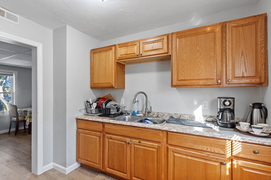 More Photos Of 36-38 Houghton St, Worcester Apartments For Sale