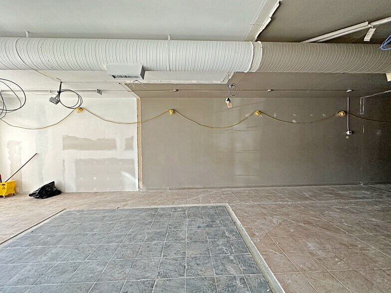 More Photos Of 9612 Franklin Av, Fort McMurray Freestanding For Lease