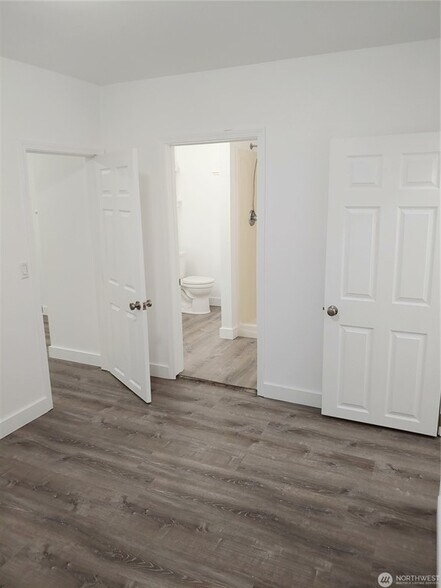 More Photos Of 1700 California Ave S, Long Beach Apartments For Sale