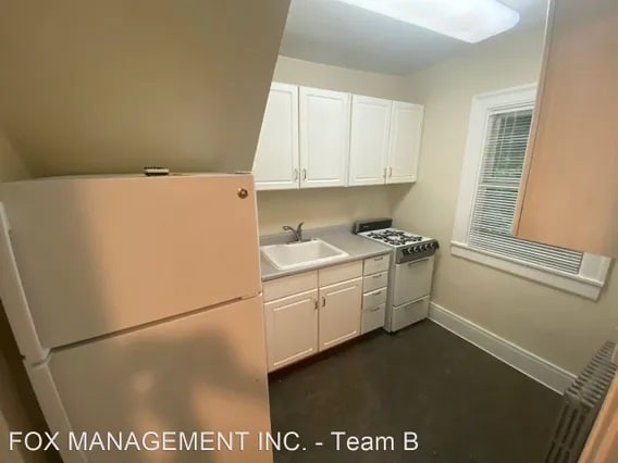 More Photos Of 2047 SW 10th Ave, Portland Apartments For Sale