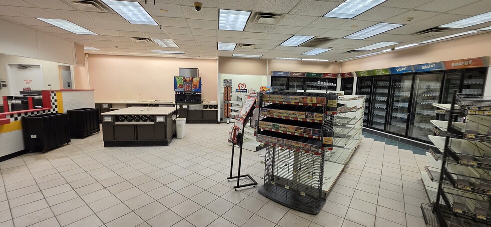 More Photos Of 237 King St, Northampton Service Station For Sale