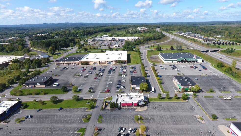 More Photos Of 8617-8647 Clinton St, New Hartford Department Store For Lease