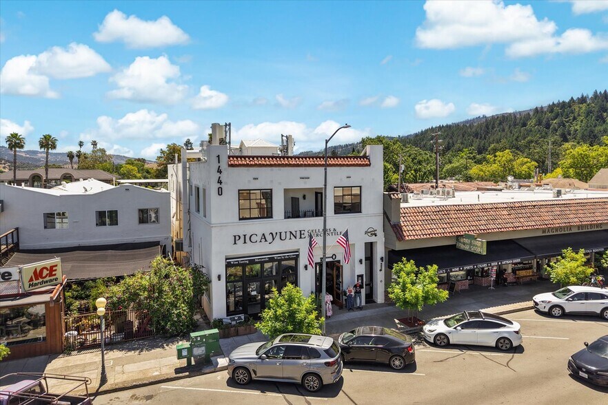 More Photos Of 1440 Lincoln Ave, Calistoga Storefront For Sale