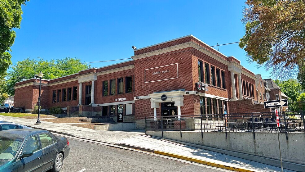 More Photos Of 600 NE Colorado St, Pullman Storefront For Lease