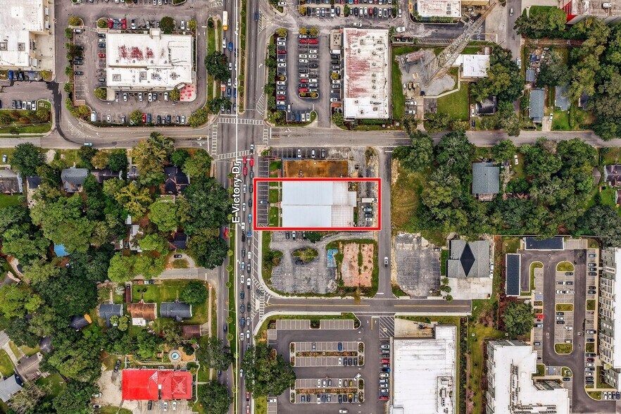 More Photos Of 1711 E Victory Dr, Savannah Storefront For Sale