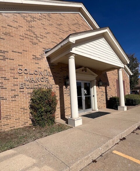 Primary Photo Of 4401-4405 NW 4th St, Oklahoma City Medical For Lease