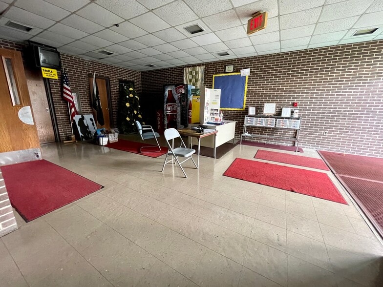 More Photos Of 804 S Purdum St, Kokomo Schools For Sale