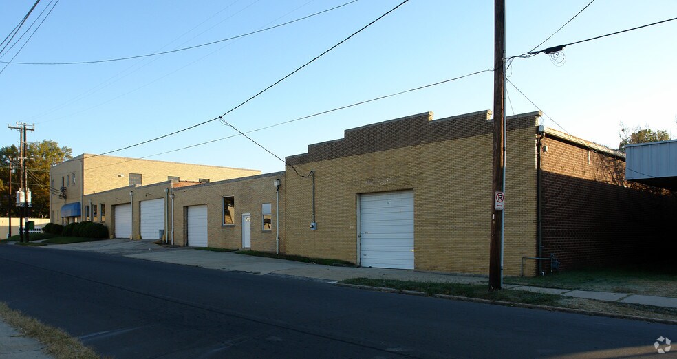 More Photos Of 321 W Geer St, Durham Restaurant For Lease