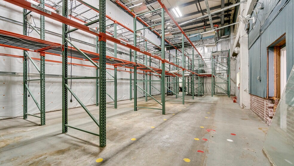 More Photos Of 101 N Washington St, Hanover Warehouse For Sale