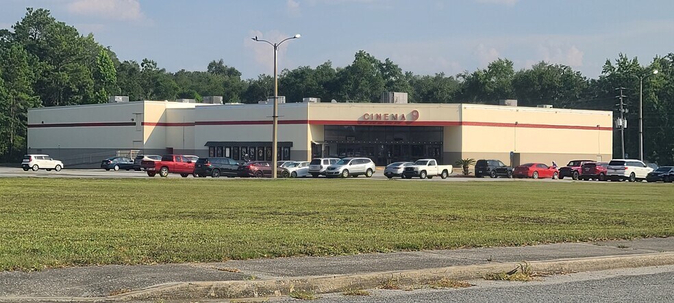 More Photos Of 101-143 City Smitty Dr, Saint Marys Unknown For Lease