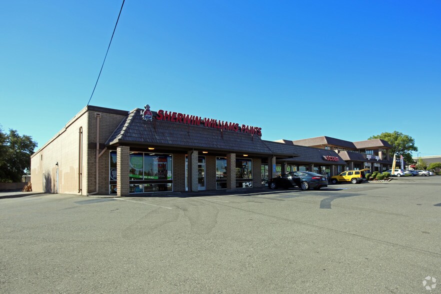 More Photos Of 5112-5122 Madison Ave, Sacramento General Retail For Lease