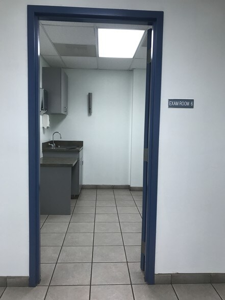 More Photos Of 1310 W St Marys Rd, Tucson Medical For Lease