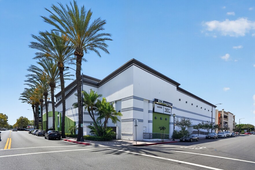 More Photos Of 8200 3rd St, Downey Movie Theatre For Sale