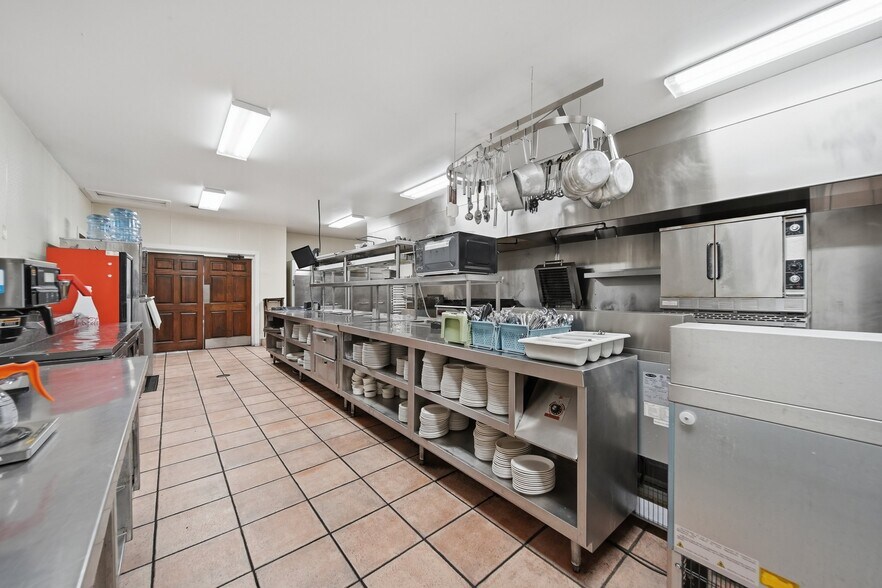 More Photos Of 2289 Saint Paul's Church Rd, Newton Restaurant For Sale