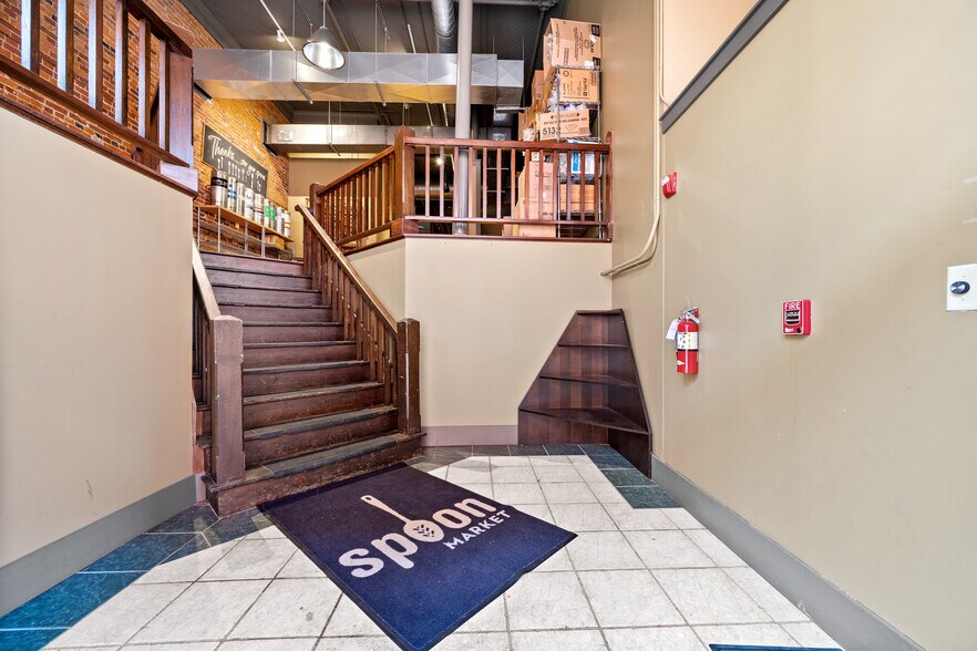 More Photos Of 144 W Liberty St, Wooster Office For Sale