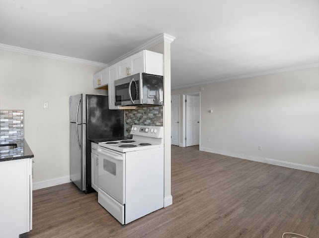 More Photos Of 191 Oak St, Bridgeport Apartments For Sale