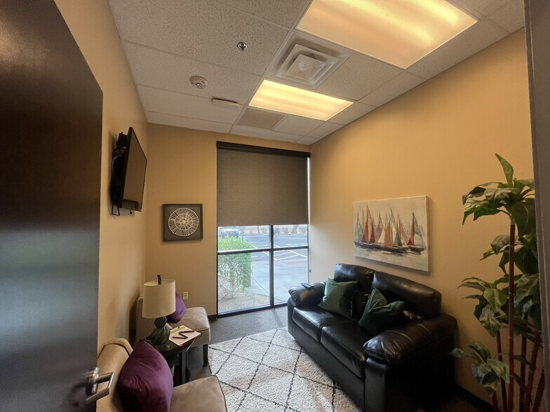 More Photos Of 2333 N Pebble Creek Pky, Goodyear Storefront For Sale