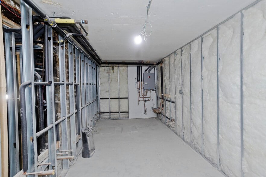 More Photos Of 52 Gladdu Ave, Chicopee General Retail For Sale