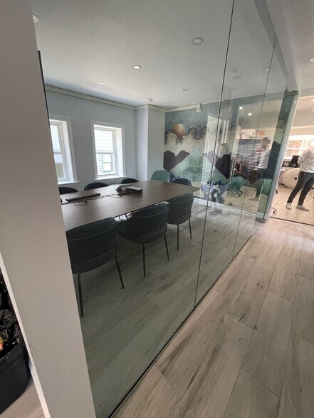 More Photos Of 70 Arch St, Greenwich General Retail For Sale