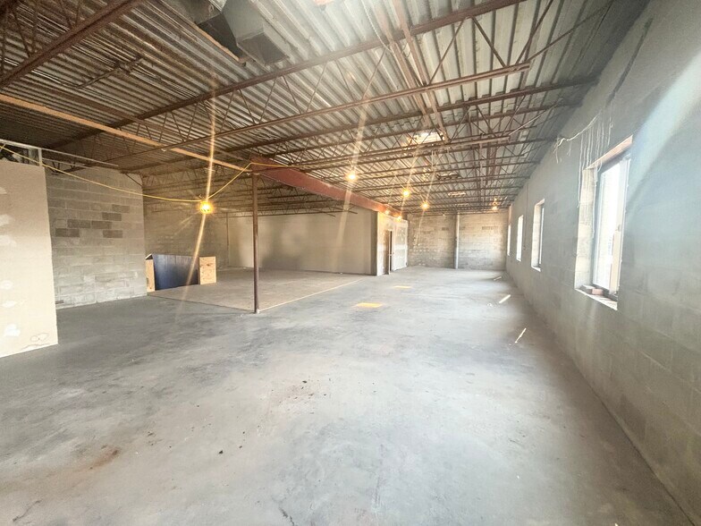More Photos Of 11 Marlboro St, Malden Warehouse For Lease