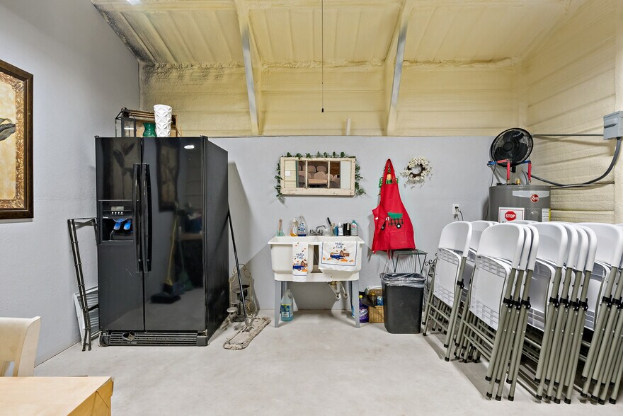More Photos Of 12900 FM 121, Van Alstyne Lodge Meeting Hall For Sale