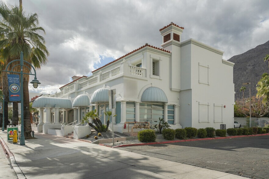 More Photos Of 353 S Palm Canyon Dr, Palm Springs Medical For Sale