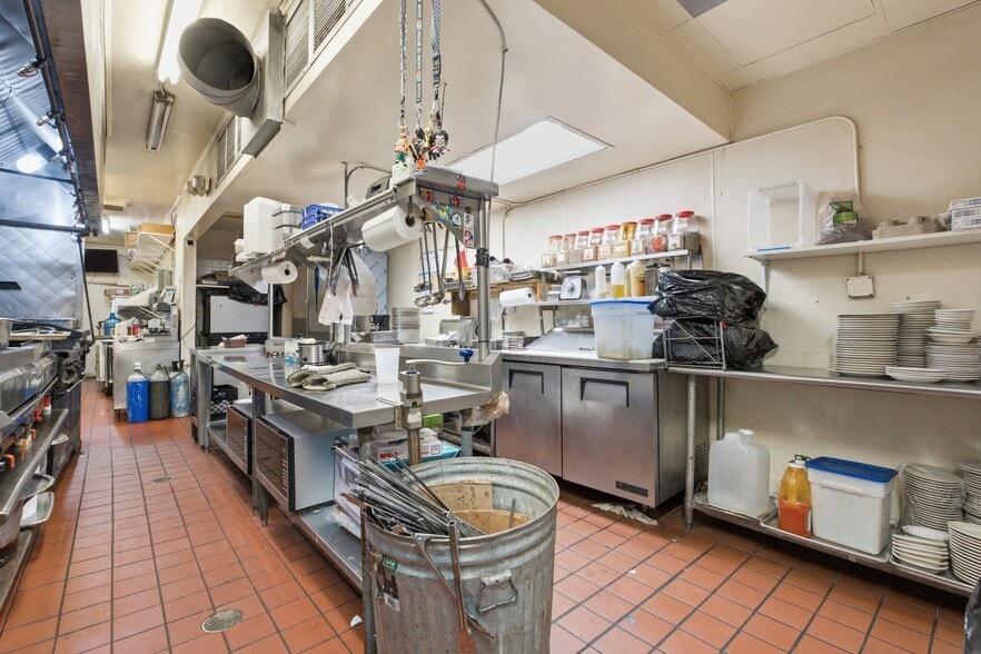 More Photos Of 2284 Gulf To Bay Blvd, Clearwater Restaurant For Sale