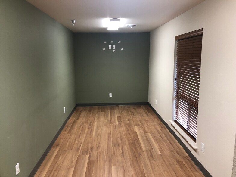 More Photos Of 12183 Locksley Ln, Auburn Medical For Lease