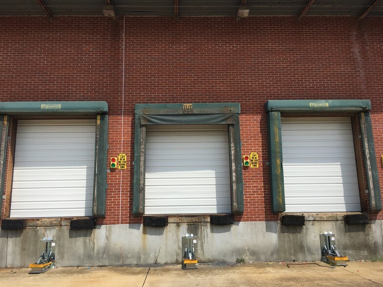 More Photos Of 3406 W Main St, Tupelo Manufacturing For Lease