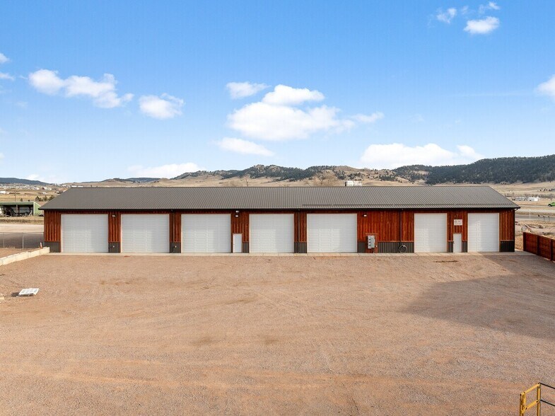 Primary Photo Of 13255 Tl Pl, Piedmont Warehouse For Lease