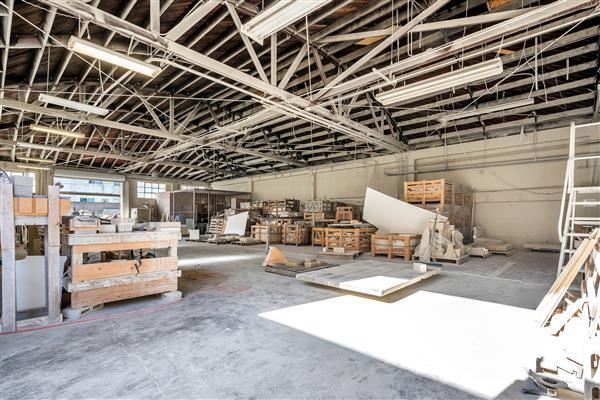 More Photos Of 22593 S Western Ave, Torrance Manufacturing For Sale