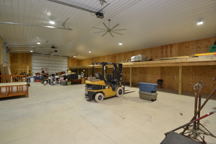 More Photos Of 3247 E State Road 28, Tipton Warehouse For Sale