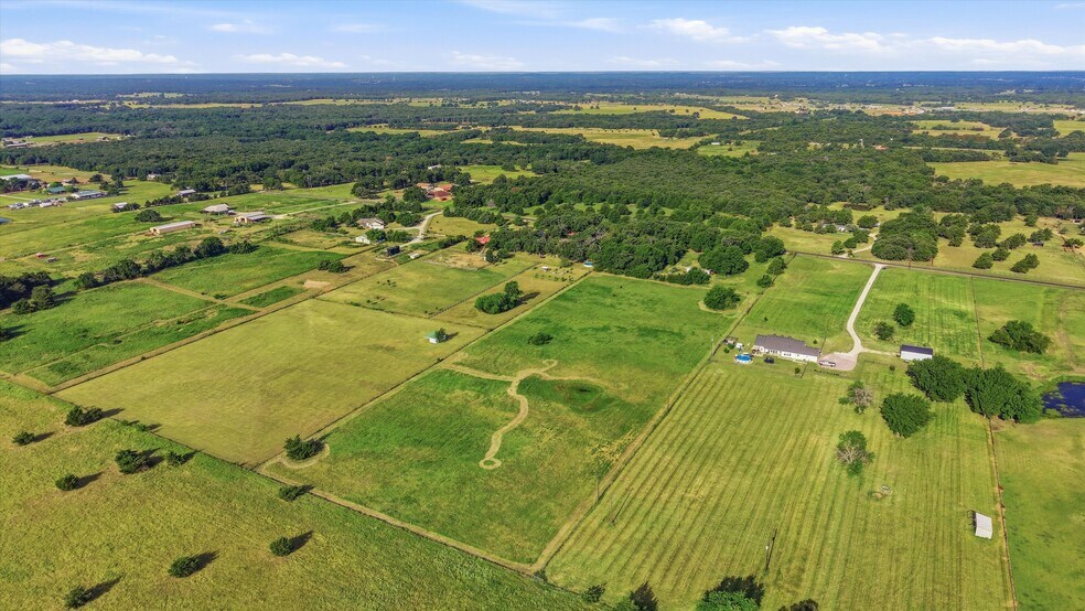 More Photos Of 1614 W Line Rd, Whitesboro Land For Sale