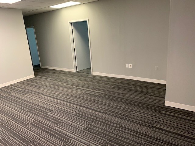 More Photos Of 1350 Dorsey Rd, Hanover Unknown For Lease