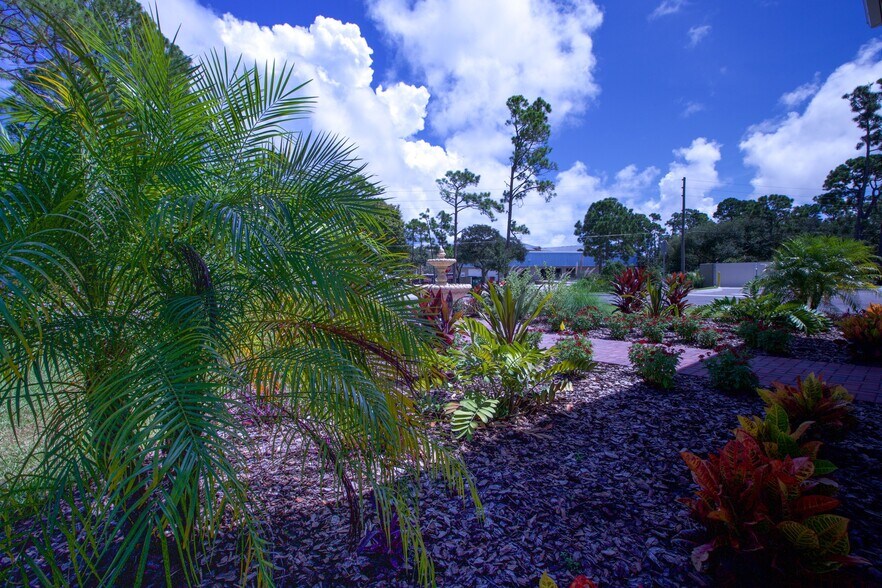 More Photos Of 3130 Opportunity Ct, South Daytona Healthcare For Sale