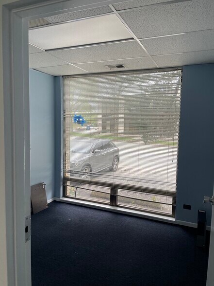 More Photos Of 9999 W Roosevelt Rd, Westchester Office For Sale