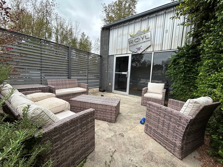 More Photos Of 1164 Zonolite Pl, Atlanta Warehouse For Lease